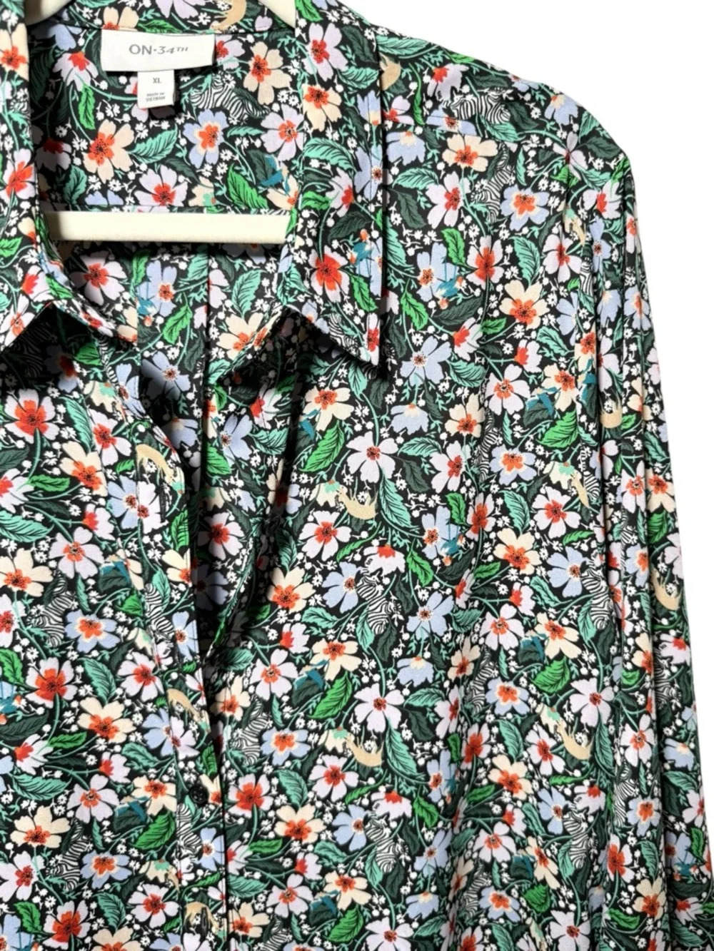 On 34th Macy’s long sleeve floral button-down blouse XL Cottagecore chic